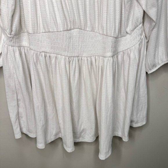 Torrid Textured Jersey White Smocked Waist Top Size 3x Neutral Minimalist - Picture 15 of 16